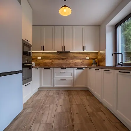 Chalet White Hawk - Sokolik *