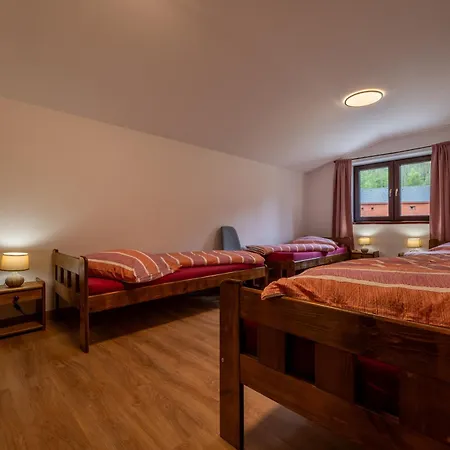 Chalet White Hawk - Sokolik