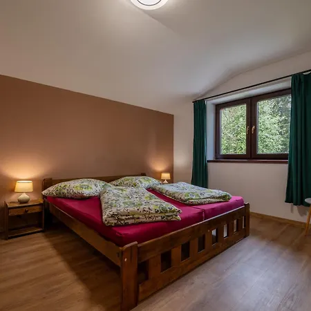 Chalet White Hawk - Sokolik